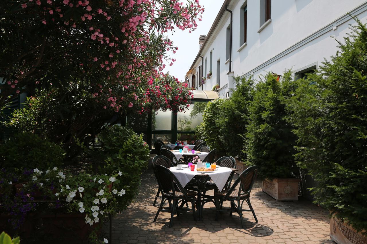 Hotel Il Granaio Porto Mantovano Dış mekan fotoğraf