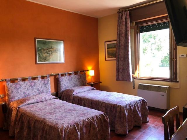 Hotel Il Granaio Porto Mantovano Dış mekan fotoğraf